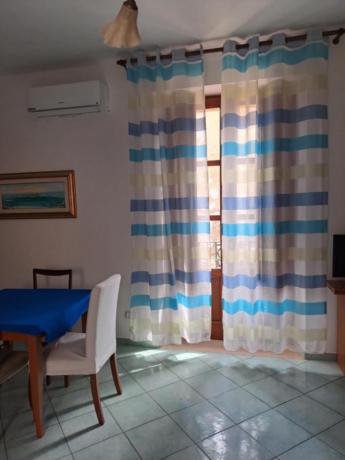 La Casa Di Checco Lägenhet Santa Maria di Castellabate Exteriör bild